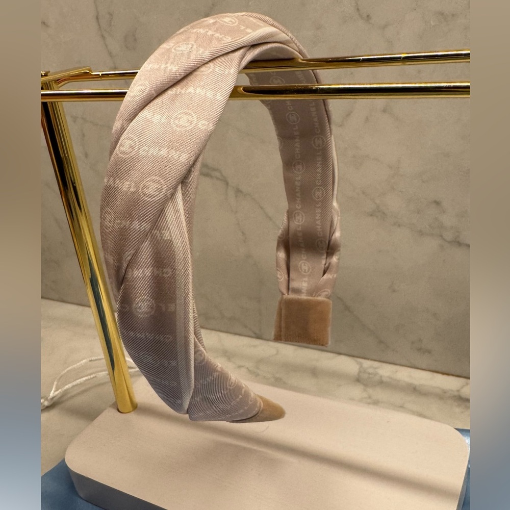 Alice + Hops Elle Headband: Chanel